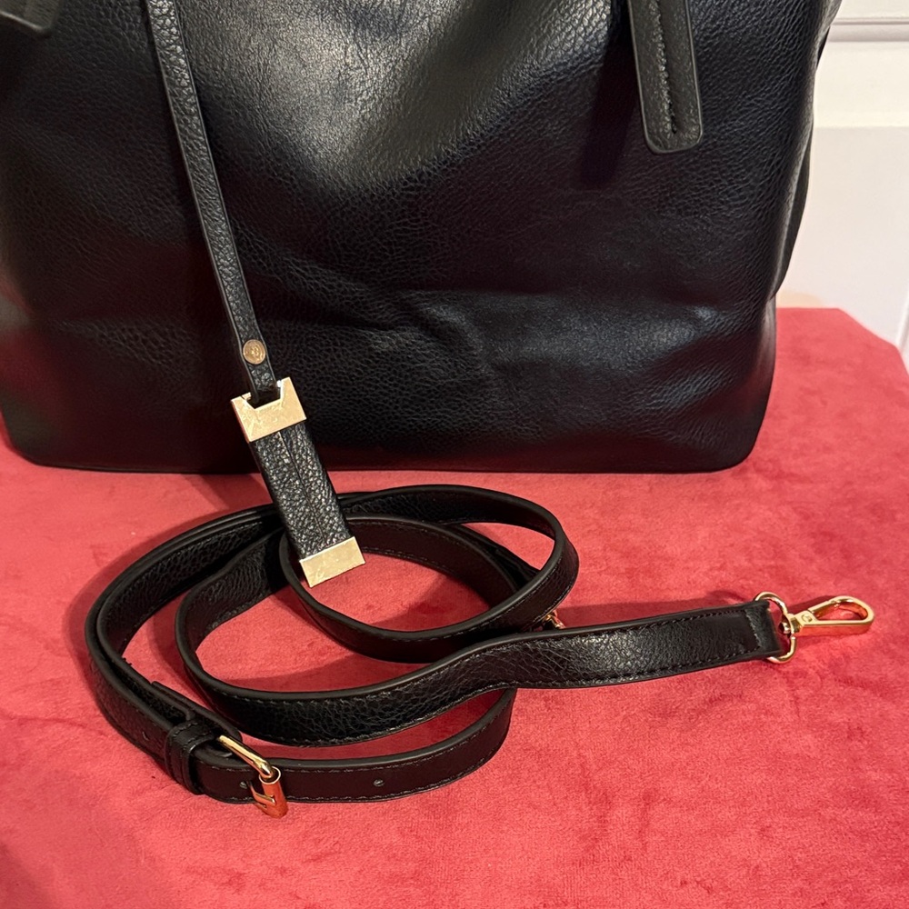 Black Leather Tote Bag - Picture 3 of 14